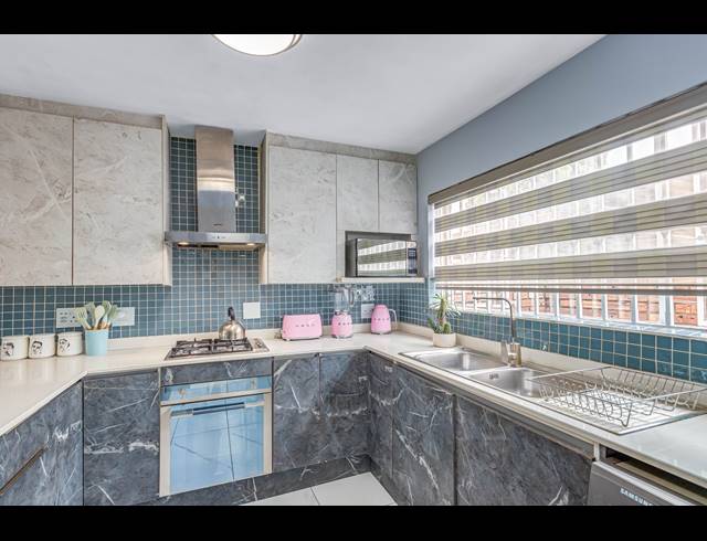2 BEDROOM TOWNHOUSE FOR SALE IN SUNDOWNER